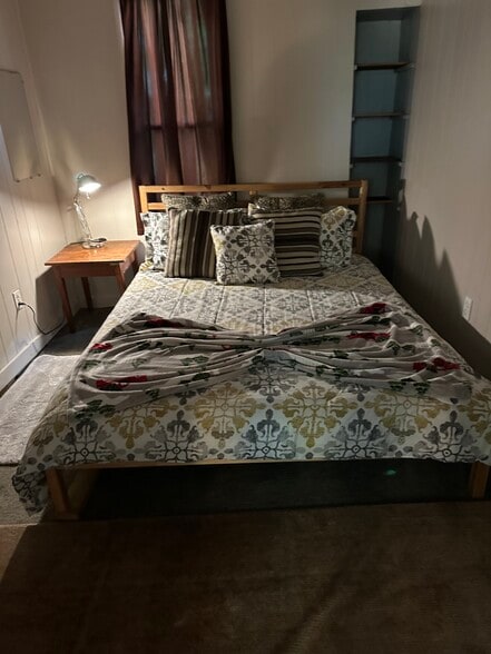 Building Photo - 11 John St