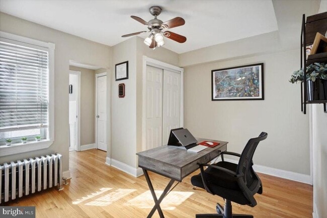 Building Photo - 214 Ripka St