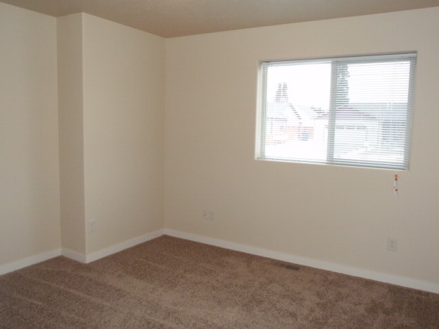 Building Photo - Half month free with a six month lease