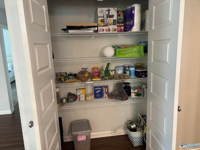 Building Photo - 227 Shubert Dr