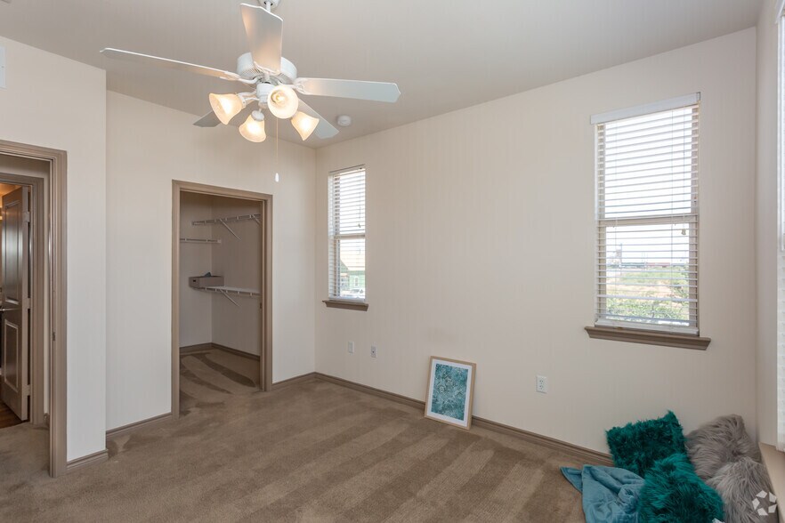 Tradewinds Apartments 1808 S Tradewinds Blvd Midland TX 79706