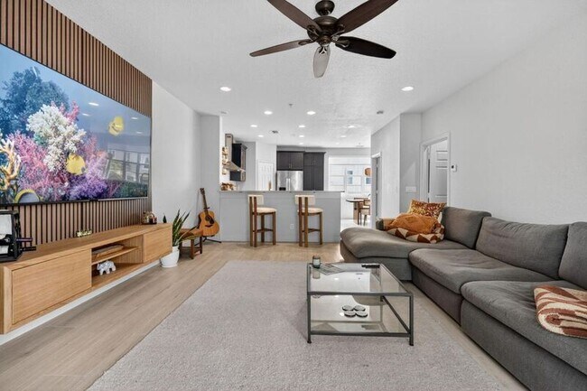 Building Photo - 150 Cat Rock Ln