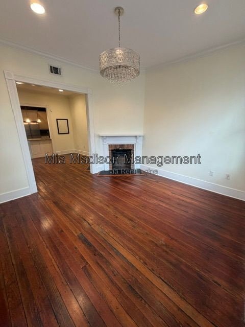 Building Photo - 302 E 33rd St