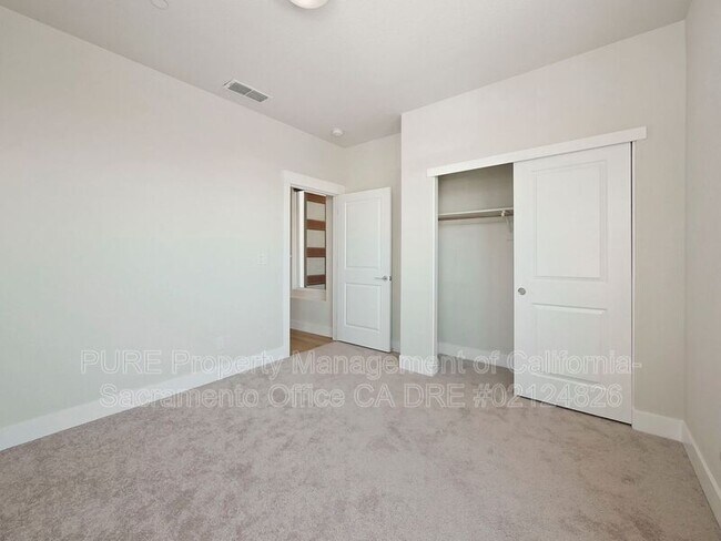 Building Photo - 3190 Highgate Ter Lp