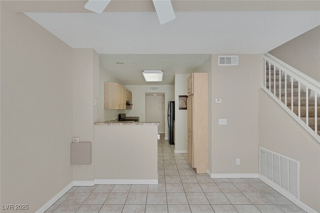 Building Photo - 8027 Teresita Ave