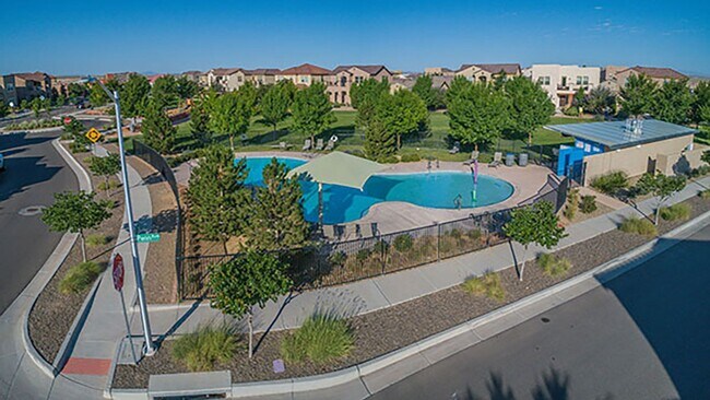 Building Photo - 3 Bedroom New Build Town Home in Mesa Del Sol Near Netflix Studios!