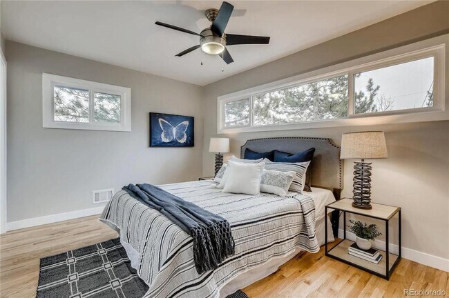 Building Photo - 6676 S Elmwood St