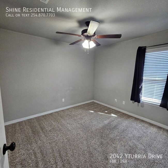 Building Photo - 2042 Yturria Dr