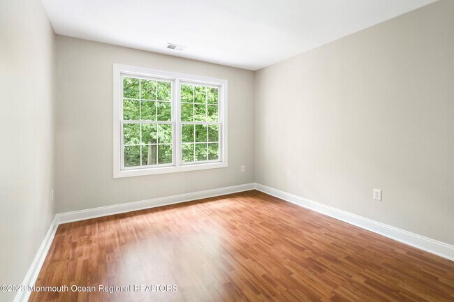 Building Photo - 25 Indigo Dr