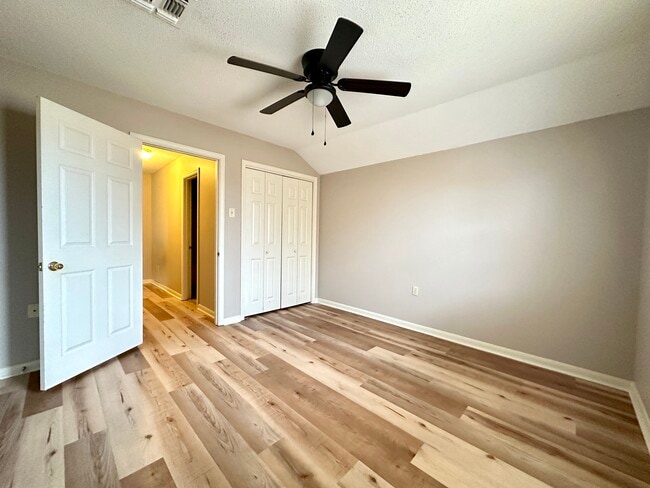 Second Bedroom - 304 S French Quarter Dr