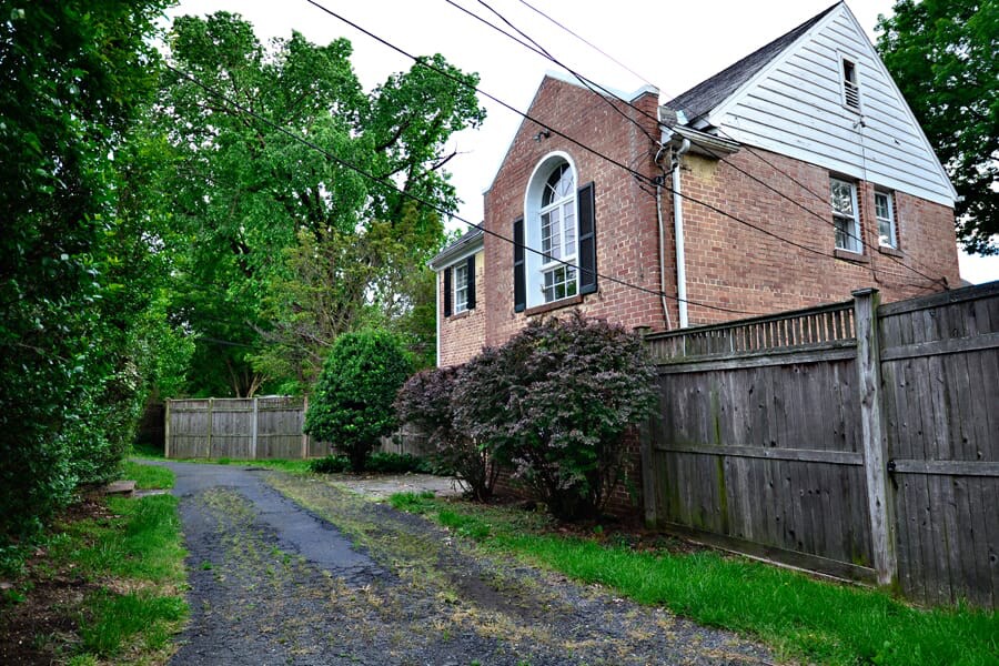 Building Photo - 1600 Foxhall Rd NW
