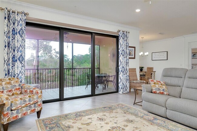 Building Photo - 10063 Crooked Crk Dr