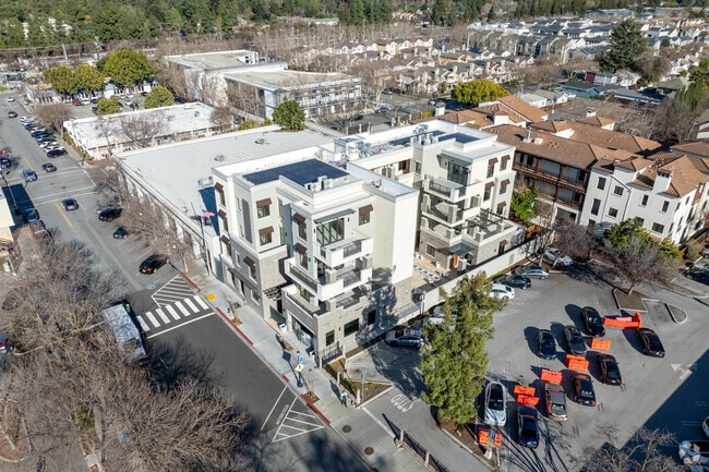 Building photo - Hope Street Condominiums