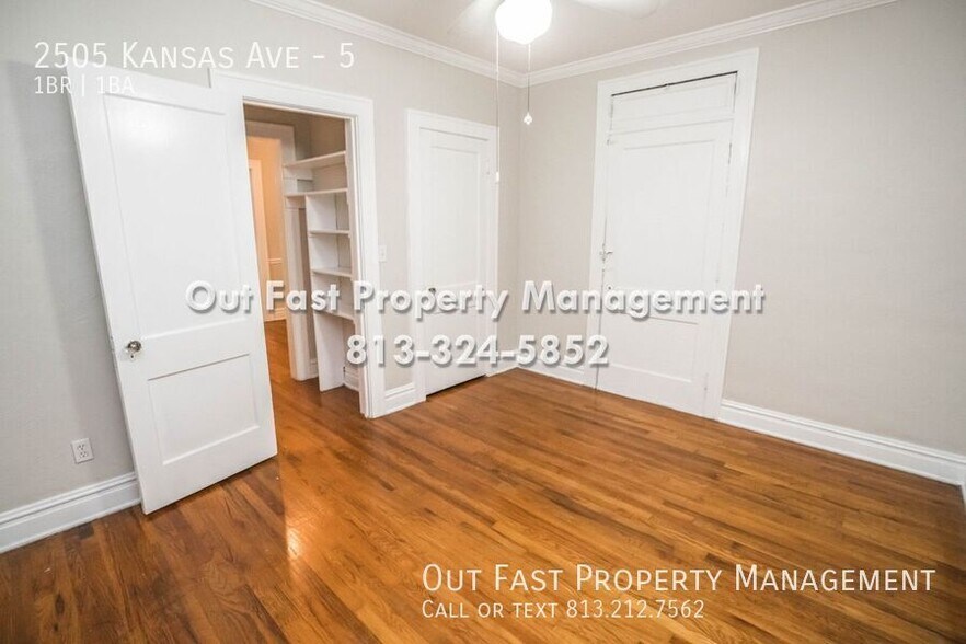 Building Photo - 2505 W Kansas Ave