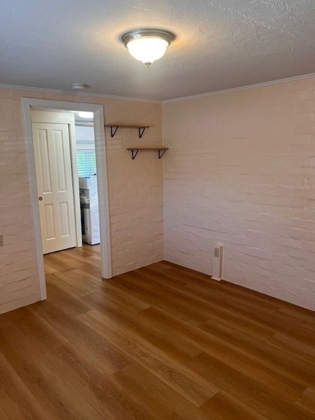Building Photo - Updated Charming Cottage in Downtown Solvang
