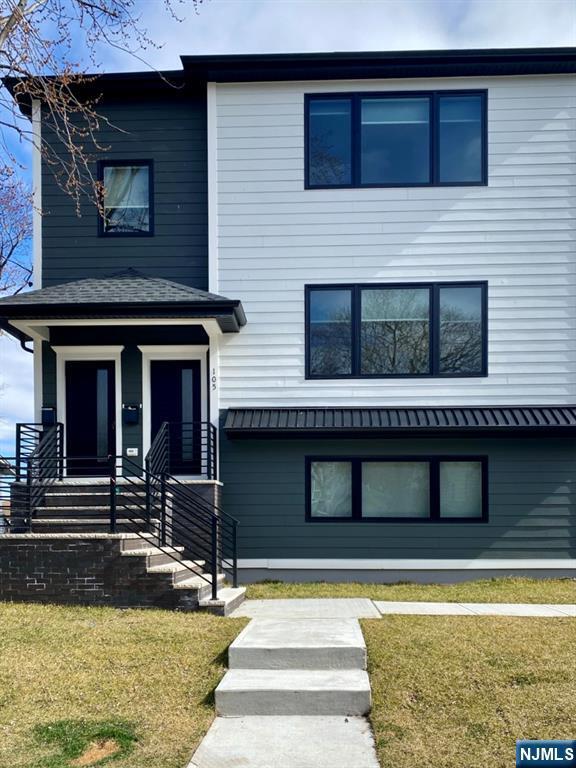 Building Photo - 105 Feronia Wy