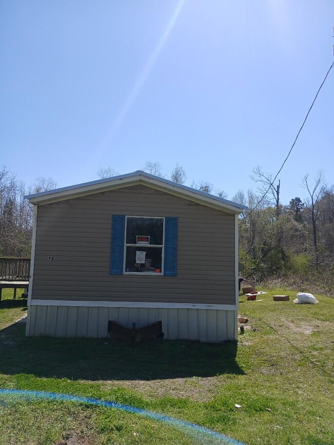 Building Photo - 98 Leasch Loop