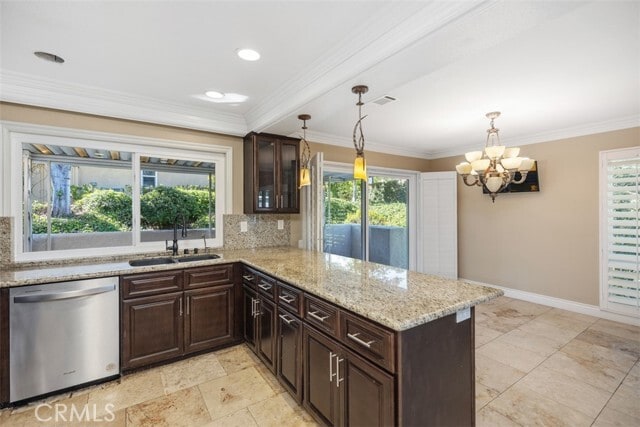 Building Photo - 5011 Duverney