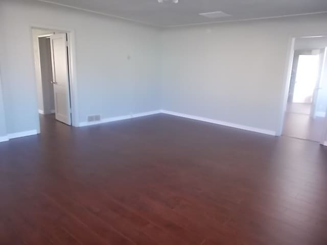 Building Photo - 1405 CA-99