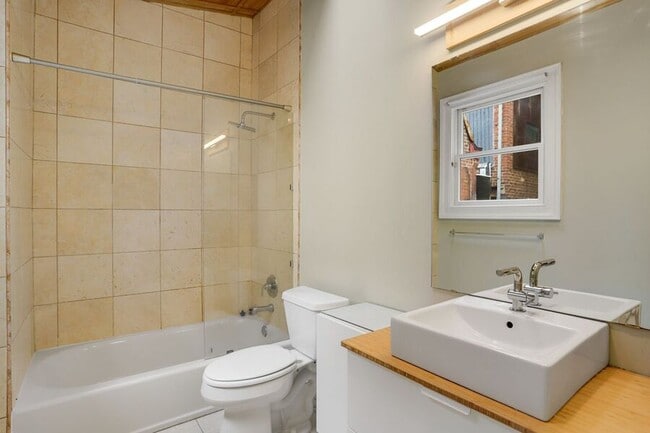 Building Photo - 1631 16th St NW