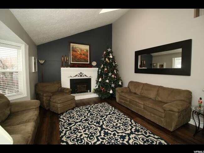 Building Photo - 4 br, 3 bath House - 1179 W 8830 S