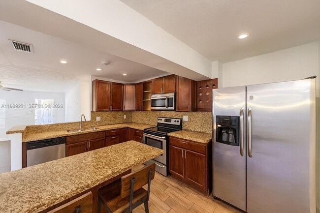 Building Photo - 6780 Meade St