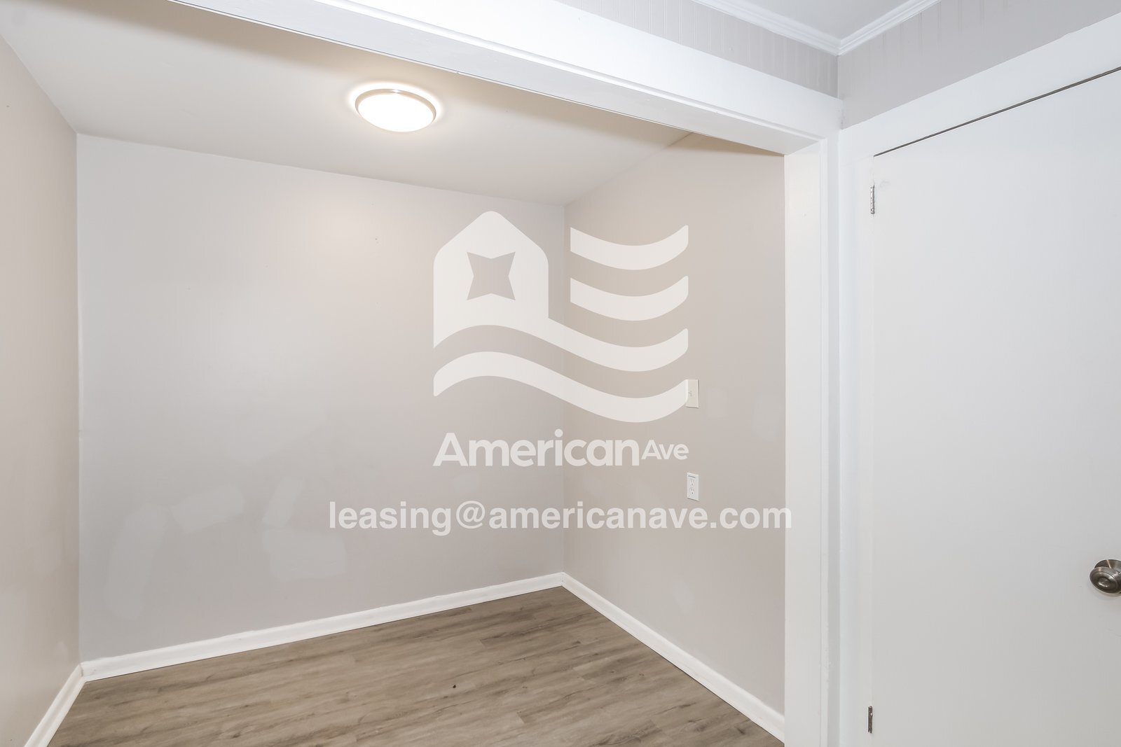 Building Photo - 2222 Harding Rd