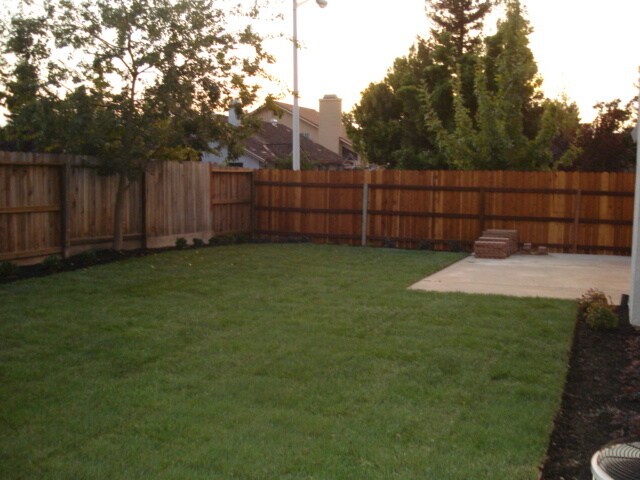 Building Photo - 1421 Everett Way