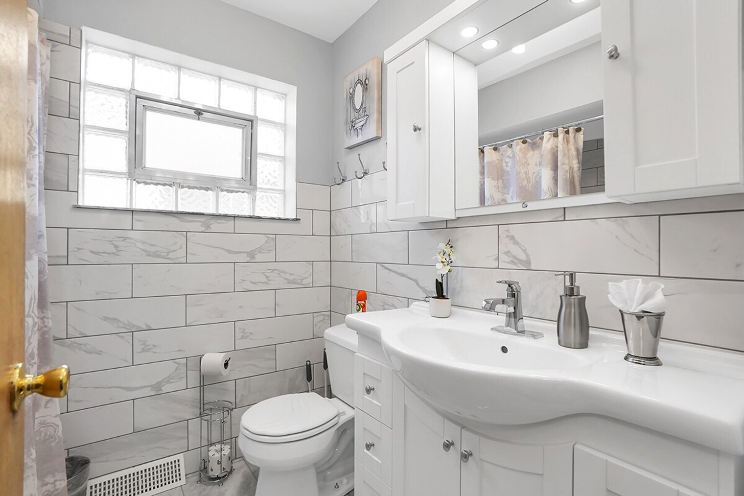 Building Photo - 6059 W 64th St