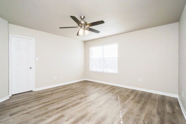 Building Photo - 5410 Chase Canyon