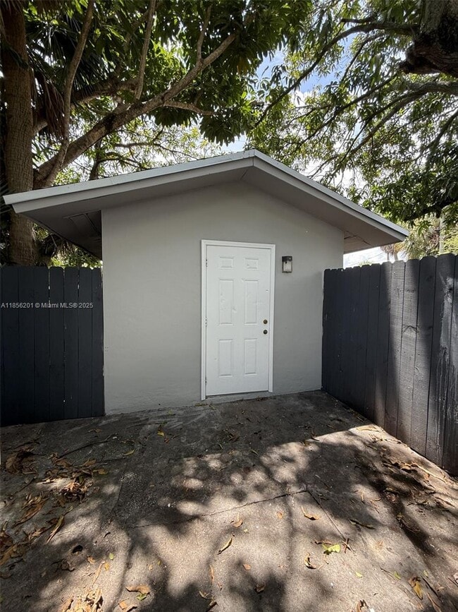 Primary Photo - 3380 NW 8th Pl