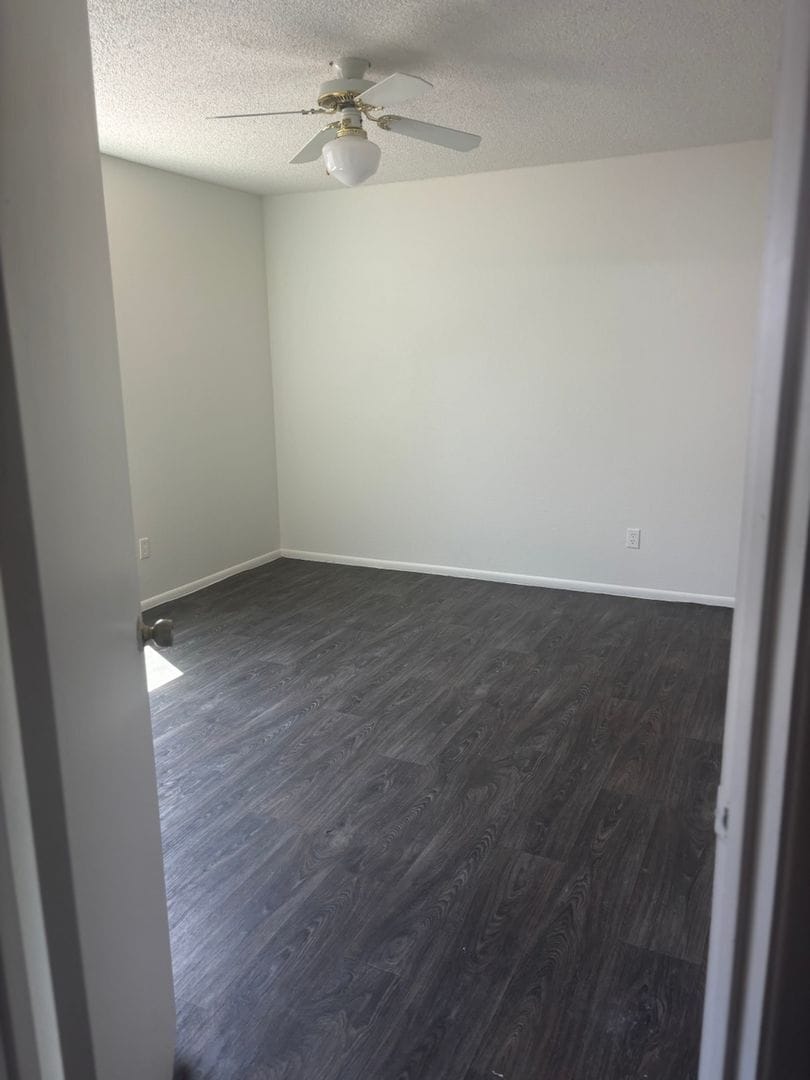 Building Photo - 4439 N 85th Dr