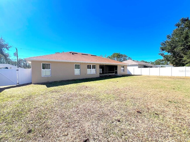 Building Photo - 9 Raemond Ln