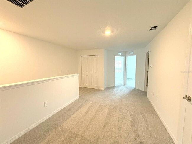 Building Photo - 32037 Spiceberry St