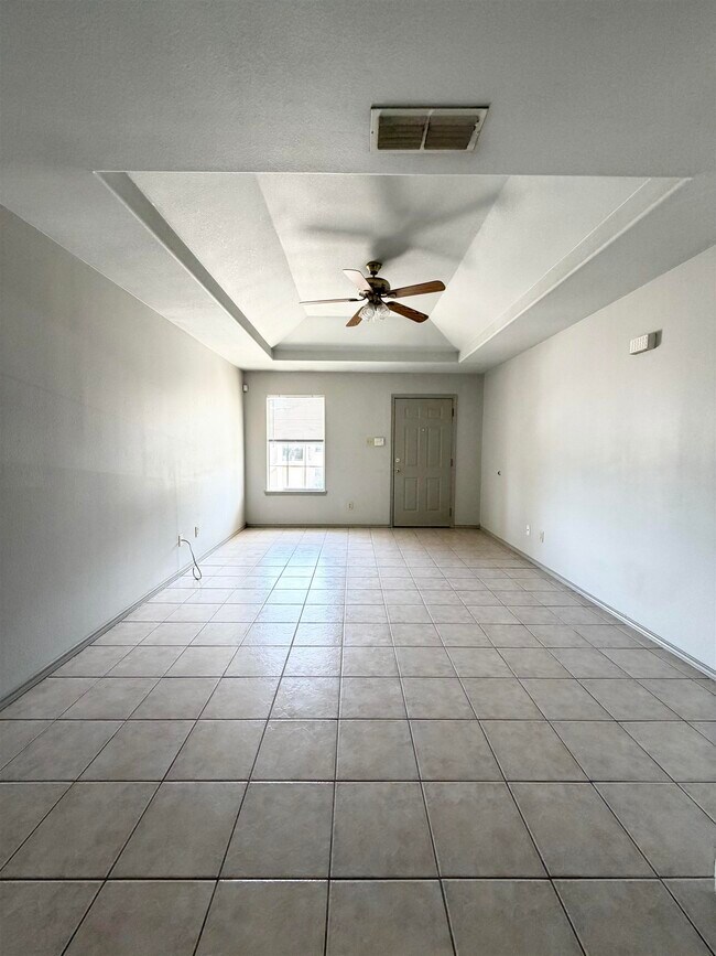 Building Photo - 507 Shiloh Dr