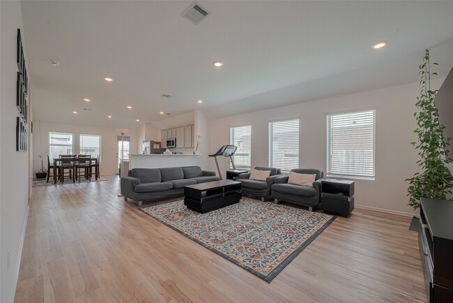 Building Photo - 5703 Knox Lndg Dr
