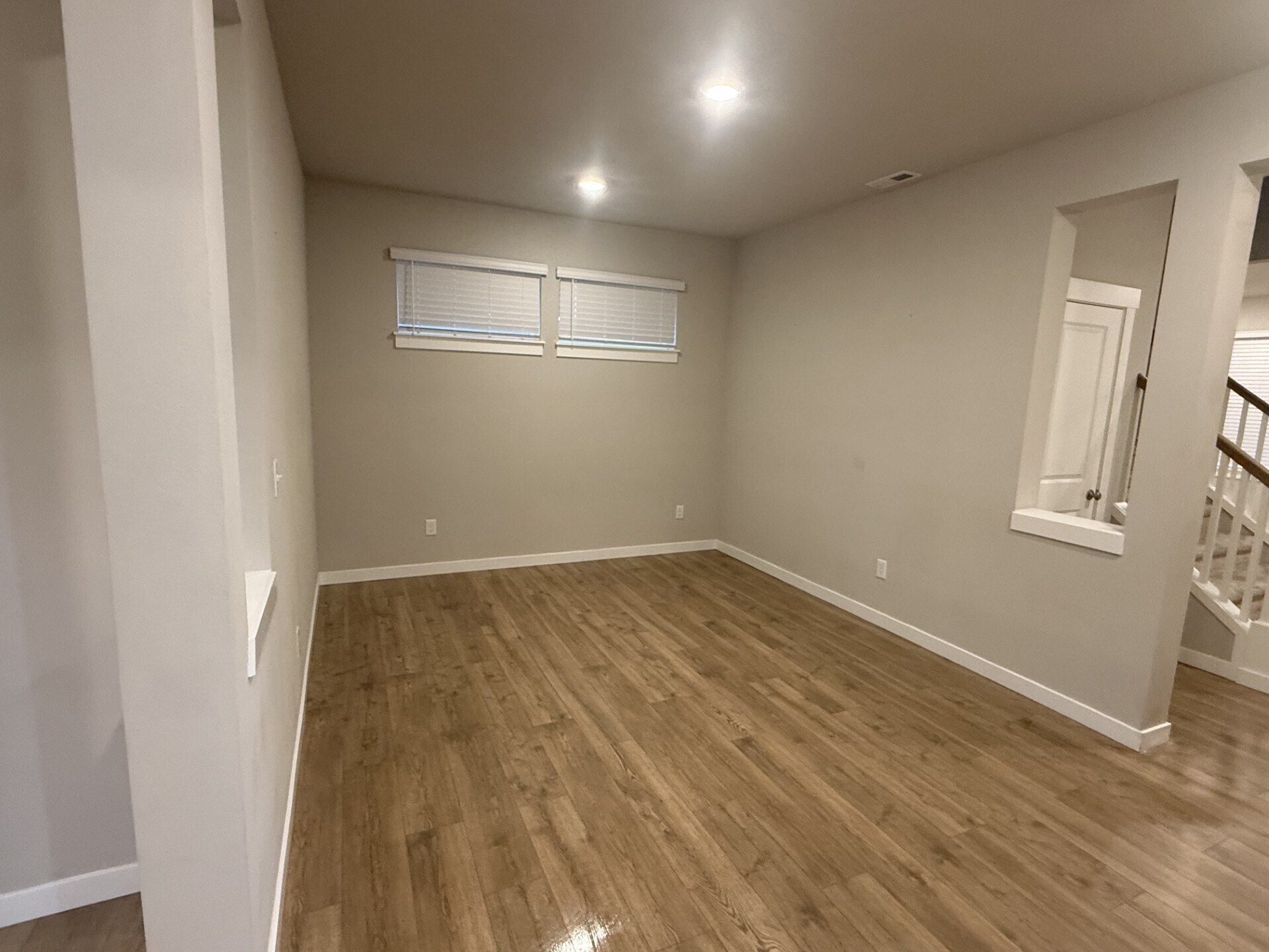 Building Photo - 15372 200th Ave E