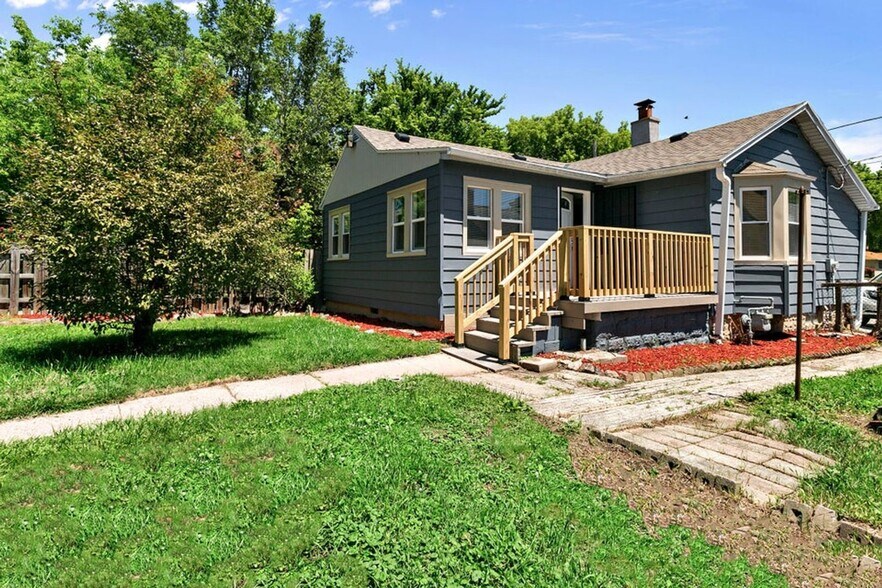 Primary Photo - 5356 N 48th St
