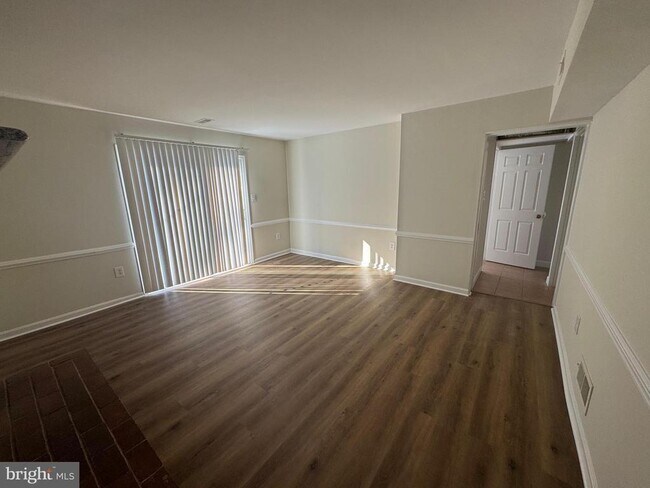 Building Photo - 9207 Hunting Pines Pl