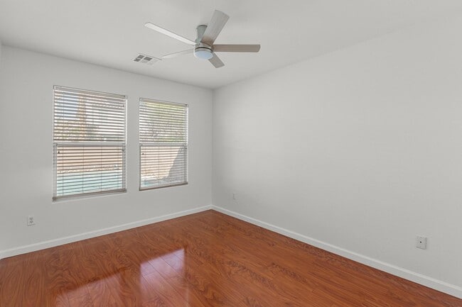 Building Photo - 11135 Alora St