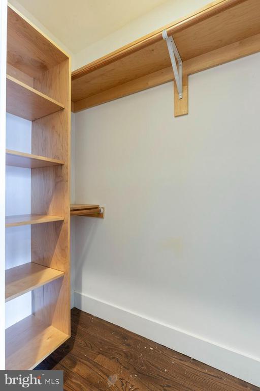 Building Photo - 838 N 15th St