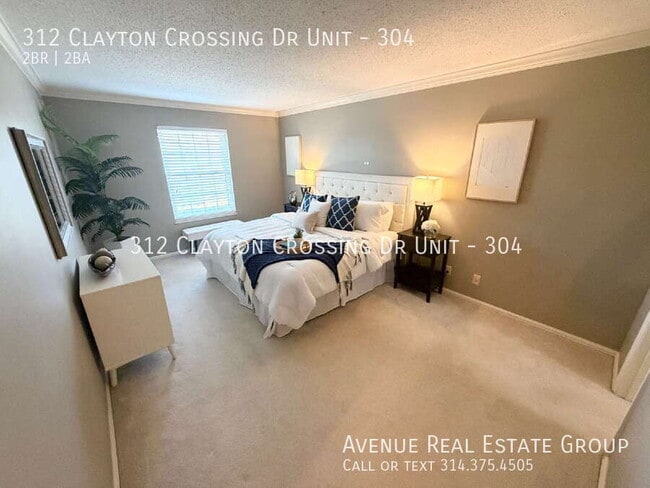 Building Photo - 312 Clayton Xing Dr