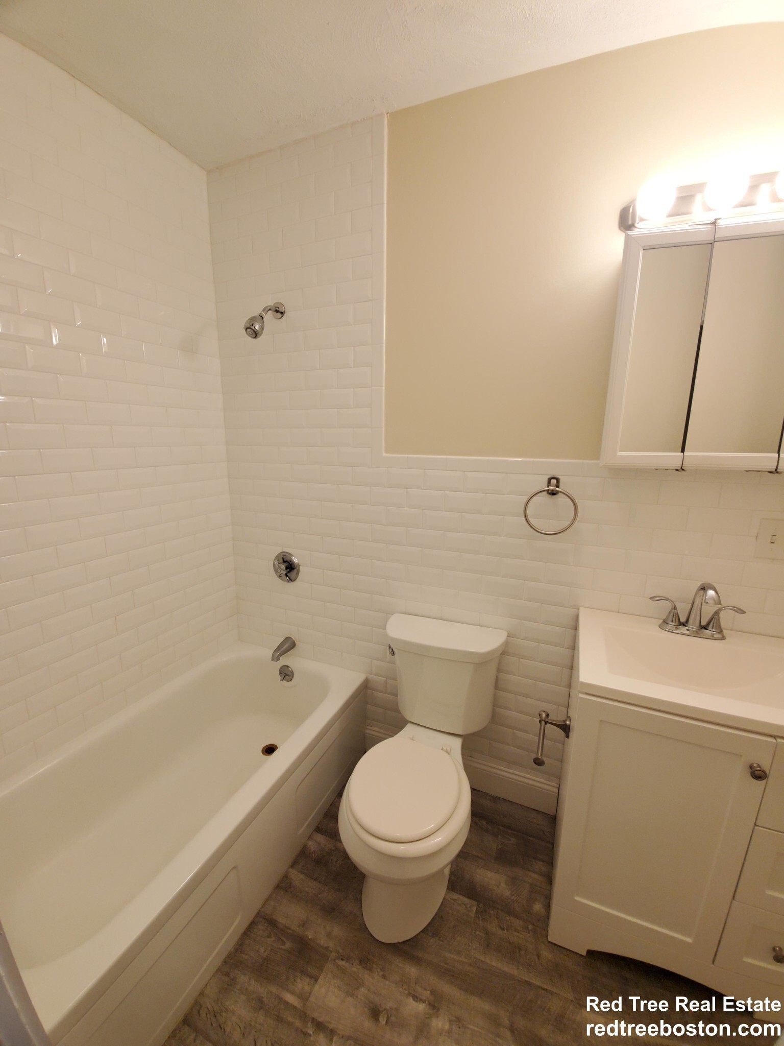 Apt 15 1bed/1bath - 1688 Beacon St