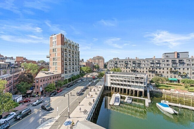 Building Photo - 33 Commercial Wharf