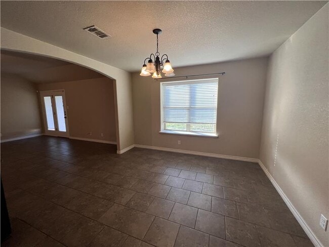 Building Photo - 3906 Anvil Range Rd