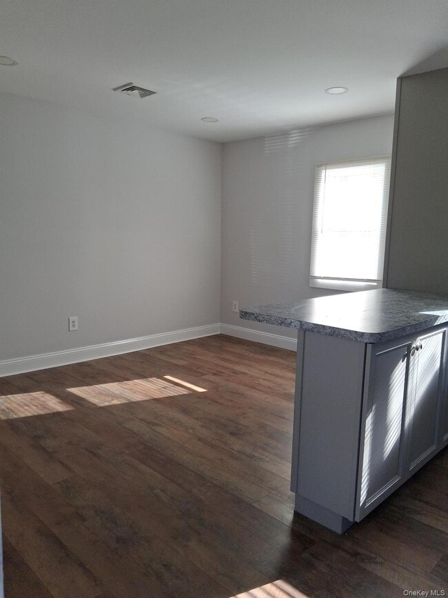 Building Photo - 218 NY-199