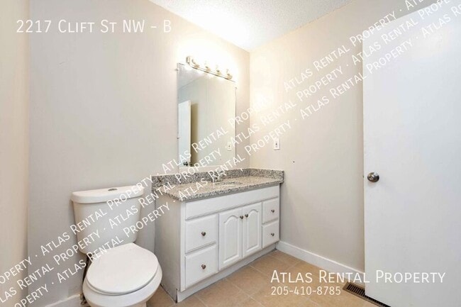 Building Photo - 2217 Clift St NW