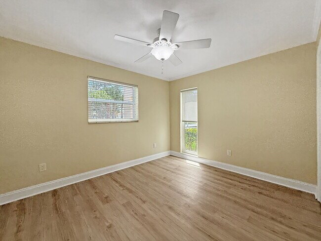 Building Photo - 4533 Marine Pkwy