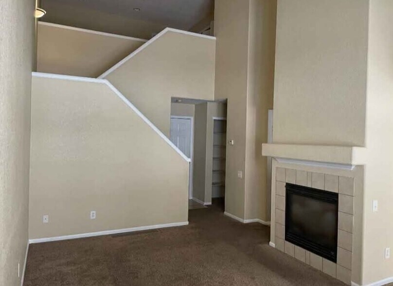 Building Photo - 2609 Harvest Park Ln