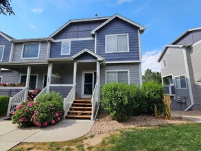 Building Photo - Like New 2 Bedroom Townhome In Louisiana Purchase II